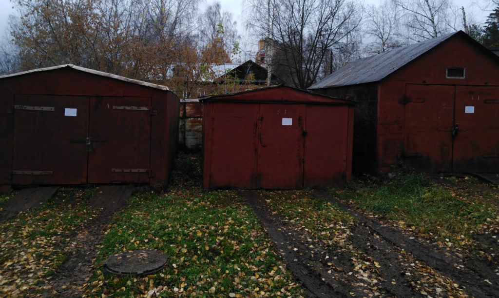 В Нововятском районе разыскивают владельцев несанкционированных построек