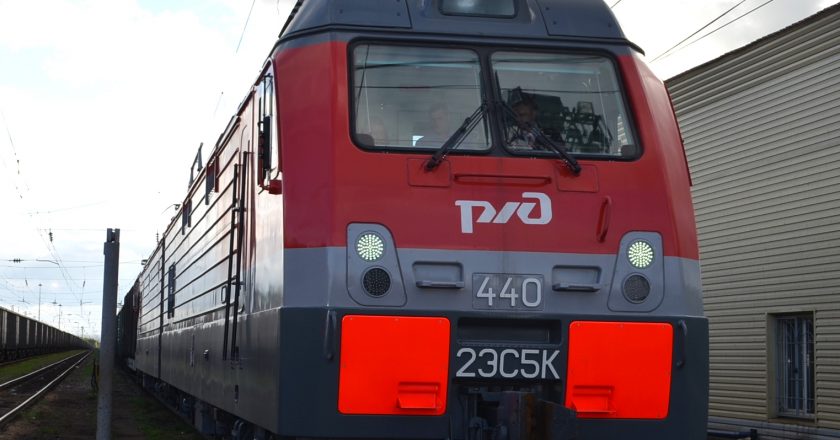 Локомотивное депо Лянгасово Горьковской железной дороги пополнилось 60 электровозами