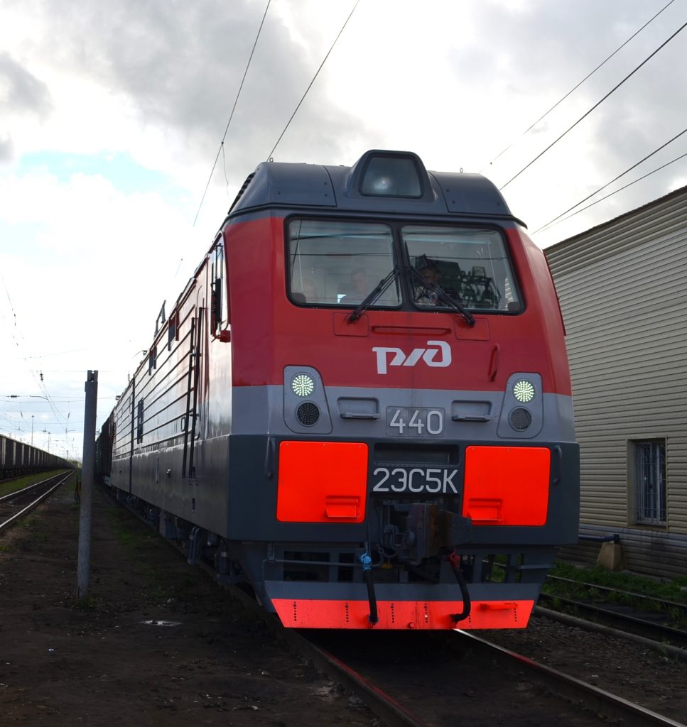 Локомотивное депо Лянгасово Горьковской железной дороги пополнилось 60 электровозами