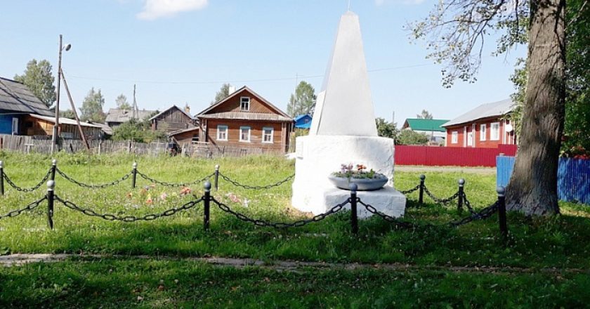 В Кировской области к 75-летию Победы благоустроят воинские захоронения