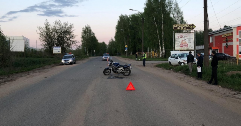 В Кировской области в ДТП серьёзно пострадал мотоциклист