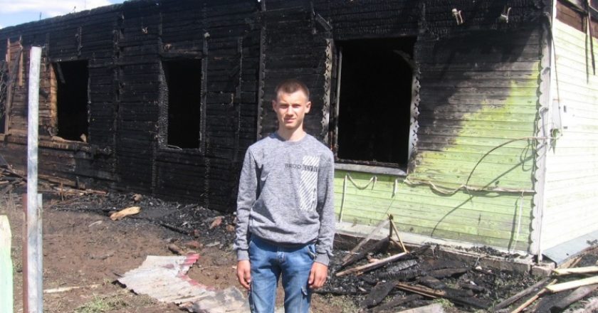 В Кировской области школьника наградят за помощь при пожаре