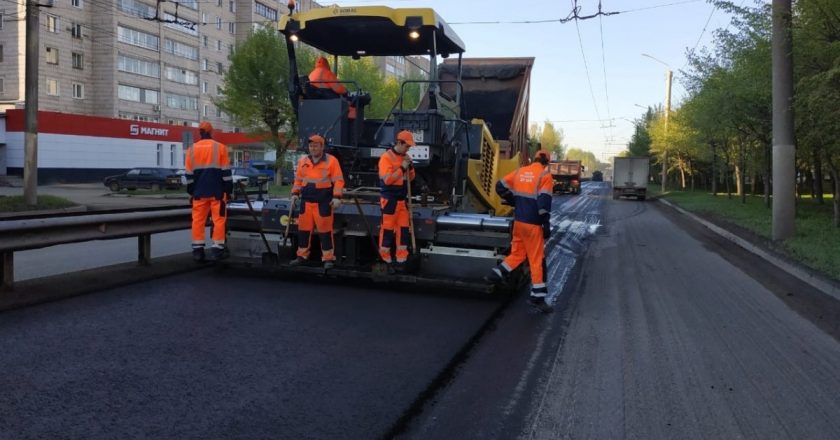 В Кирове начали ремонт еще 3 улиц