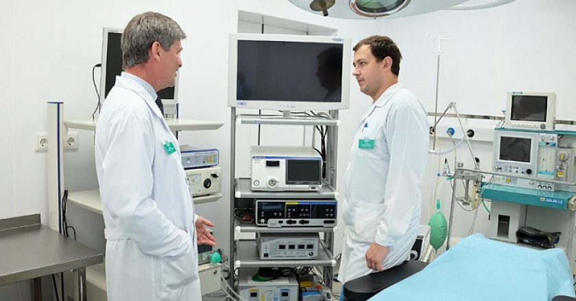 В Кировской области для пациентов с ожирением провели первые операции по уменьшению желудка