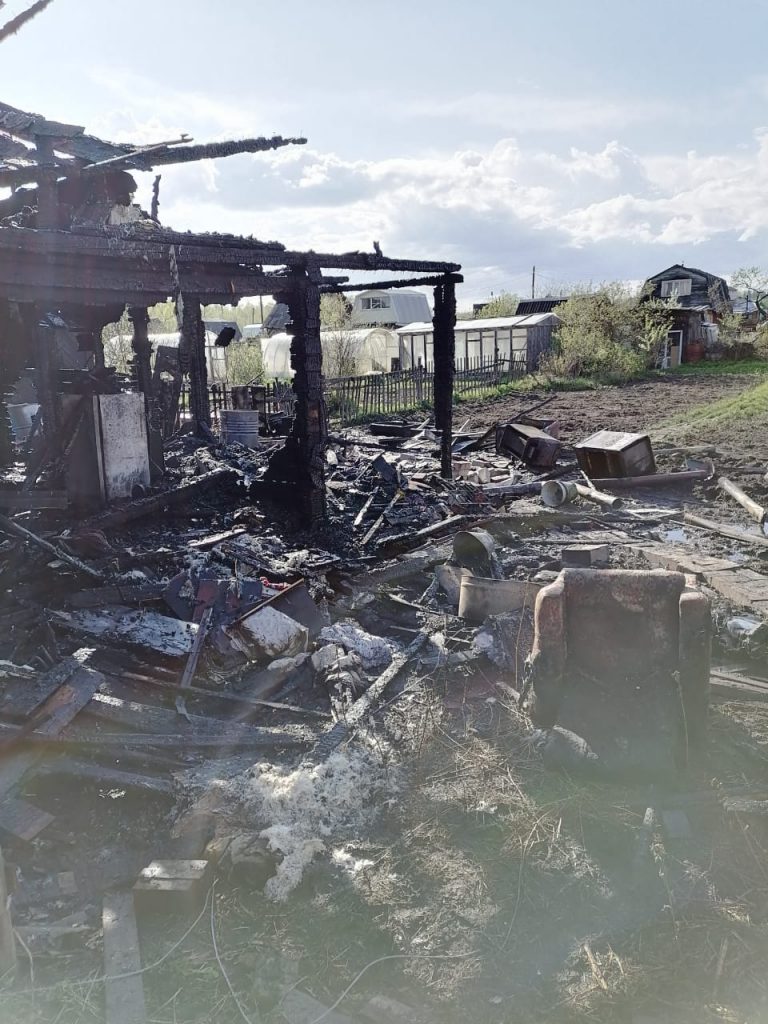В Кирове по факту гибели трёх человек в результате пожара возбуждено уголовное дело