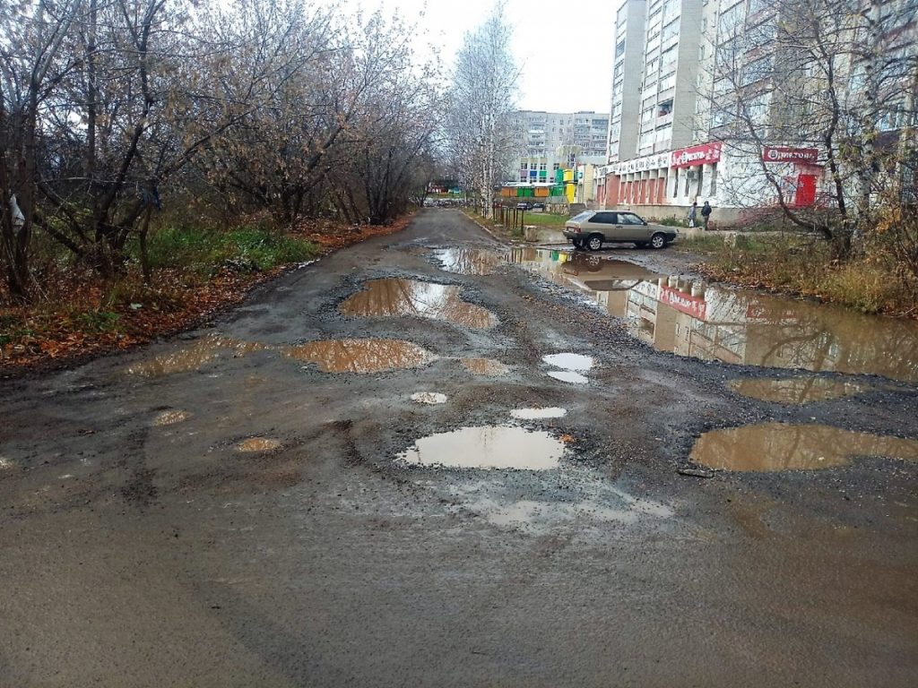 Ремонт дороги к детсаду на улице Крупской в Кирове перенесли на 2021 год