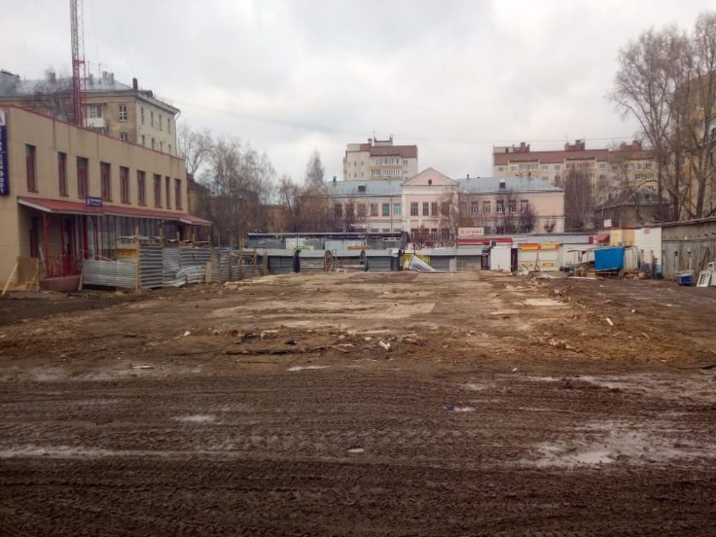 В Кирове полностью снесли старый павильон Октябрьского рынка
