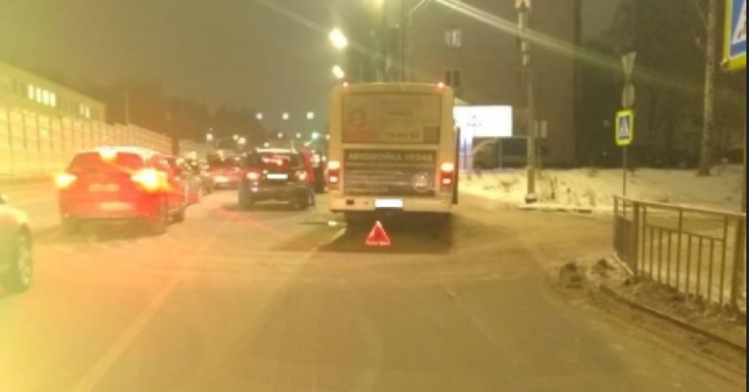 В ДТП в Кирове пострадал мужчина