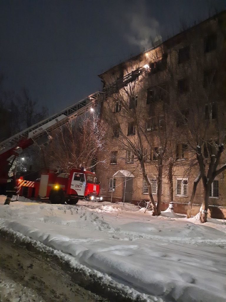 В Кирове при пожаре в жилом доме погибли два человека | 05.01.2021 | Киров  - БезФормата