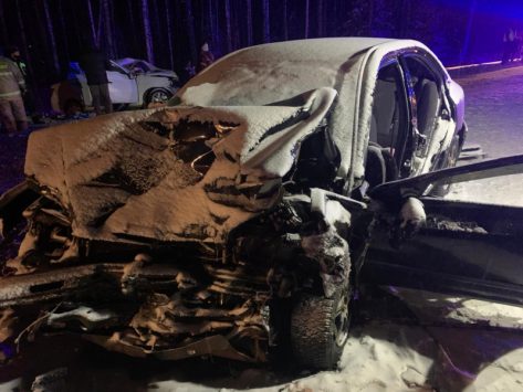 В Кировской области три человека погибли в массовой аварии