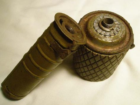 В Кировской многоэтажке обнаружили осколочную гранату