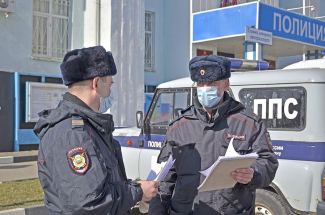 Полиция киров. Полиция в Кирове. Сохраннвх Киров полиция. Полиция Киров участок. Октябрьский отдел полиции Киров.